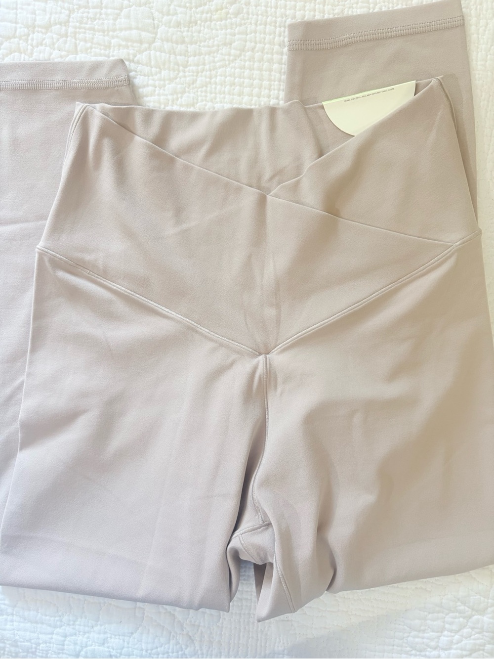 aerie V-Waist Capris in Light Mauve capri size large